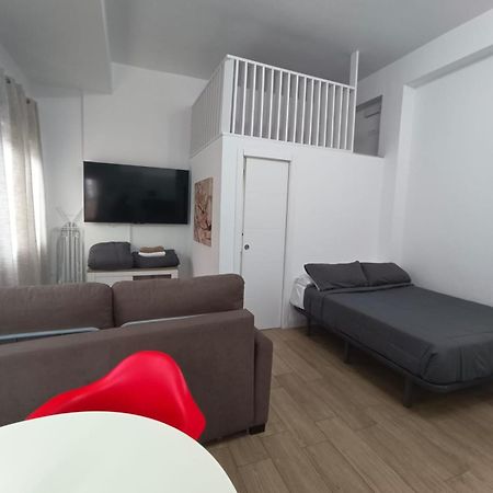 Rockside Residences Suites La Linea La Línea de la Concepción Kültér fotó